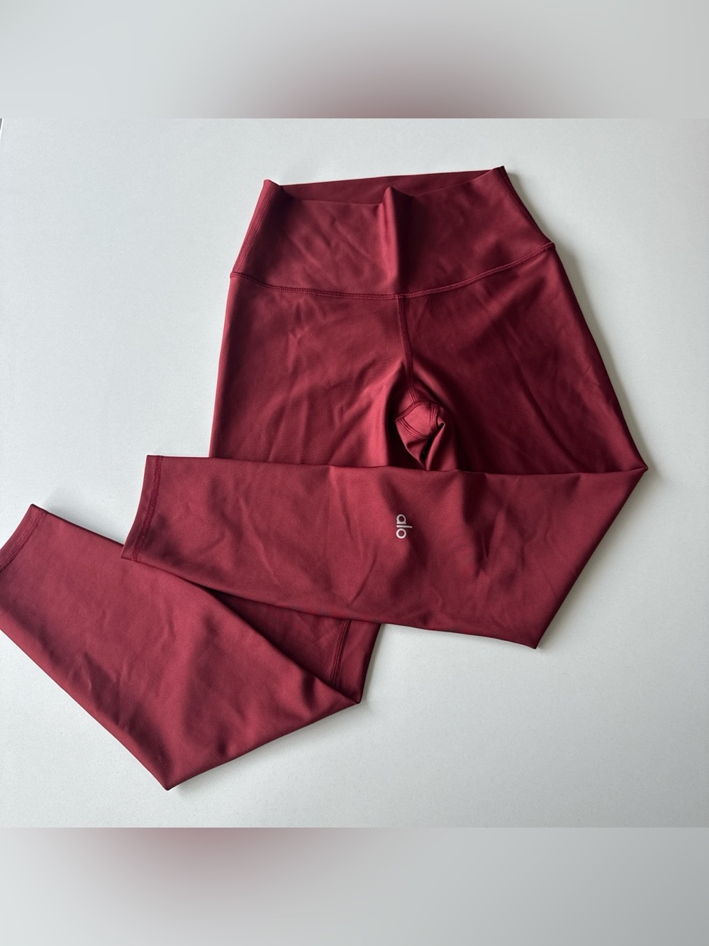Alo Yoga burgundy high-waisted leggings airlift 7/8